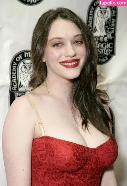Kat Dennings Onlyfans Photo Gallery 