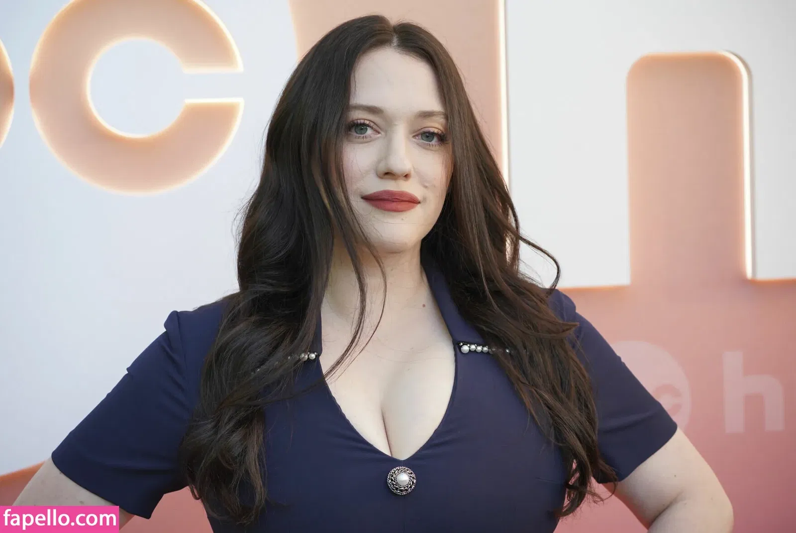 Kat Dennings Onlyfans Photo Gallery 