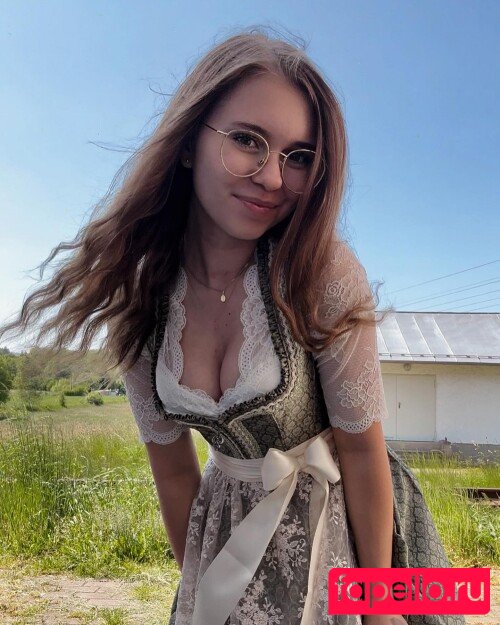 Anna Kauer Onlyfans Photo Gallery 