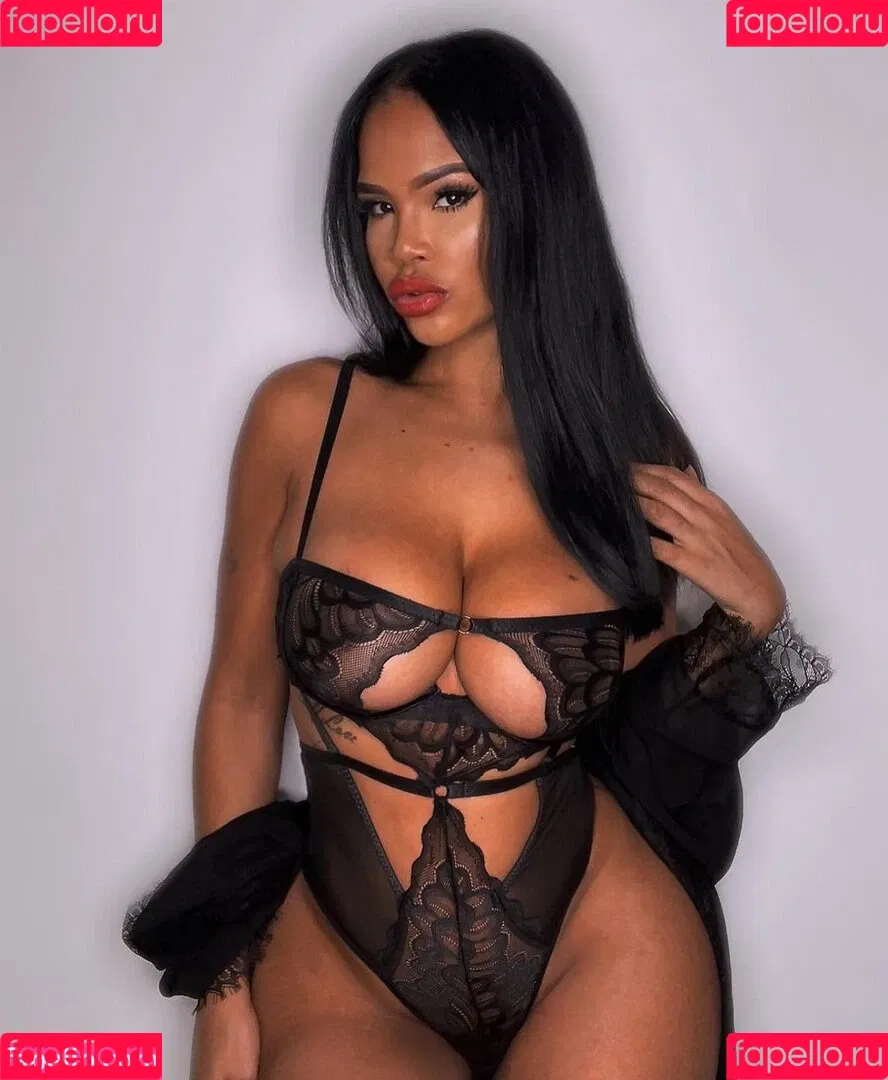 Big Brother Girls Onlyfans Photo Gallery 