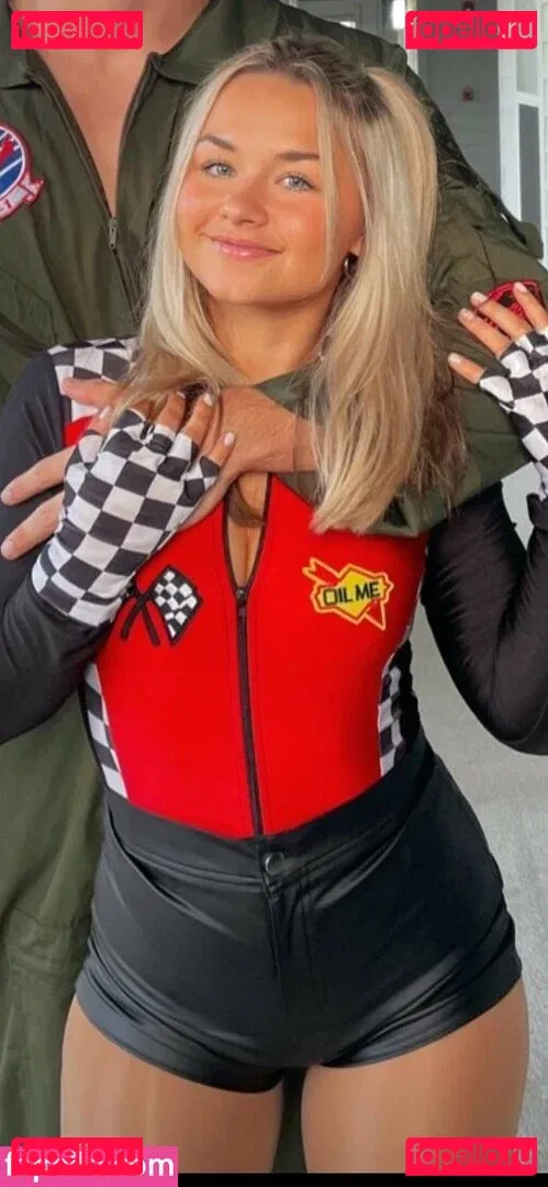 Heather Heinze Onlyfans Photo Gallery 