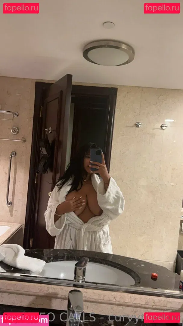 curvymoanaaa Onlyfans Photo Gallery 