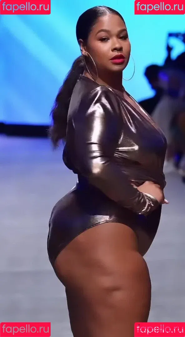 Zoechinloy Onlyfans Photo Gallery 