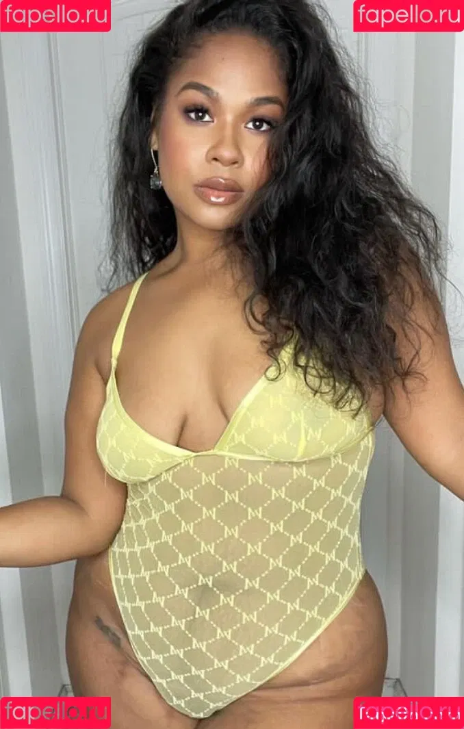 Zoechinloy Onlyfans Photo Gallery 