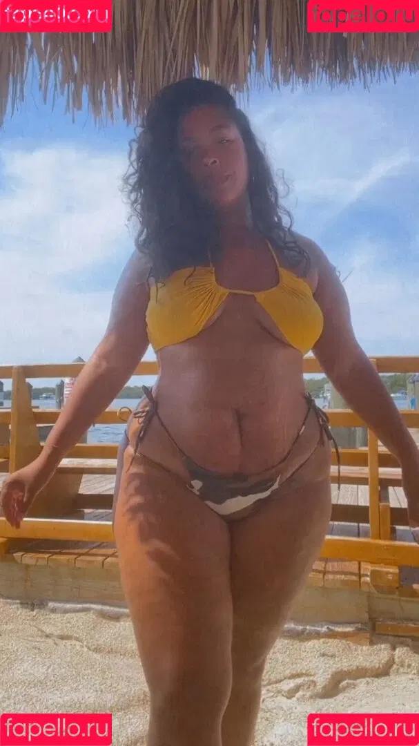 Zoechinloy Onlyfans Photo Gallery 