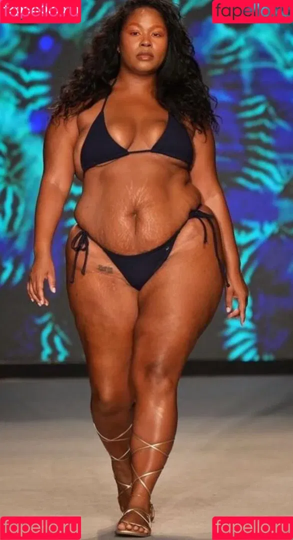 Zoechinloy Onlyfans Photo Gallery 