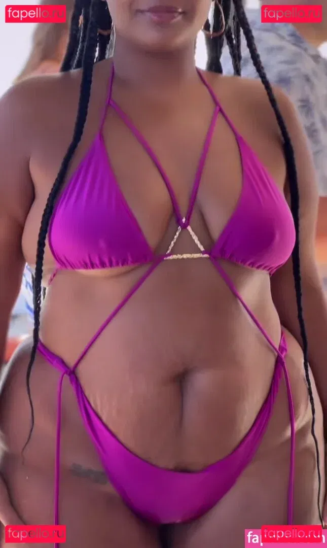 Zoechinloy Onlyfans Photo Gallery 