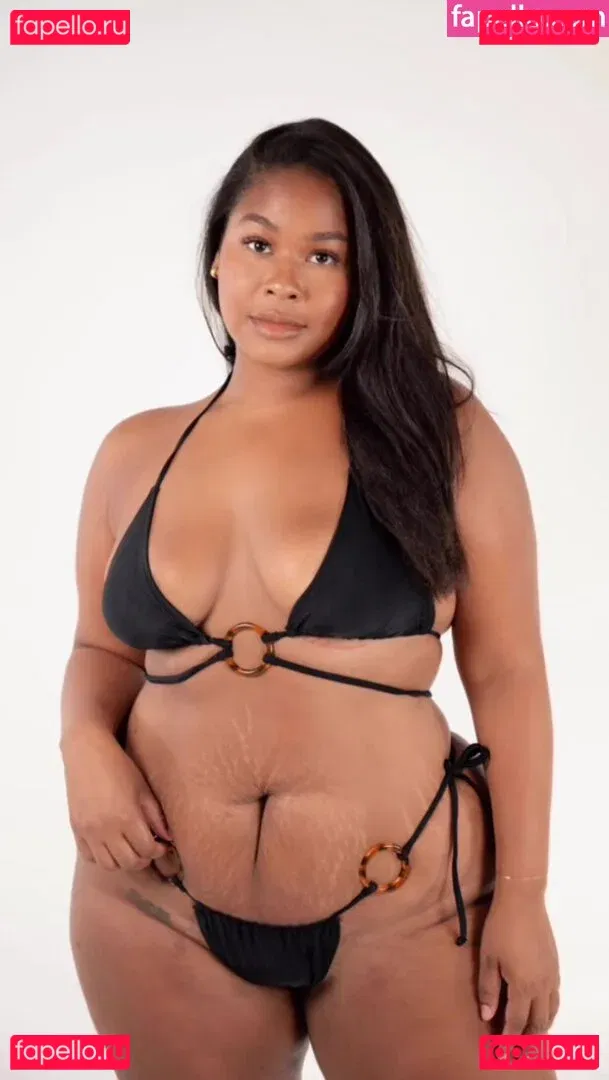 Zoechinloy Onlyfans Photo Gallery 