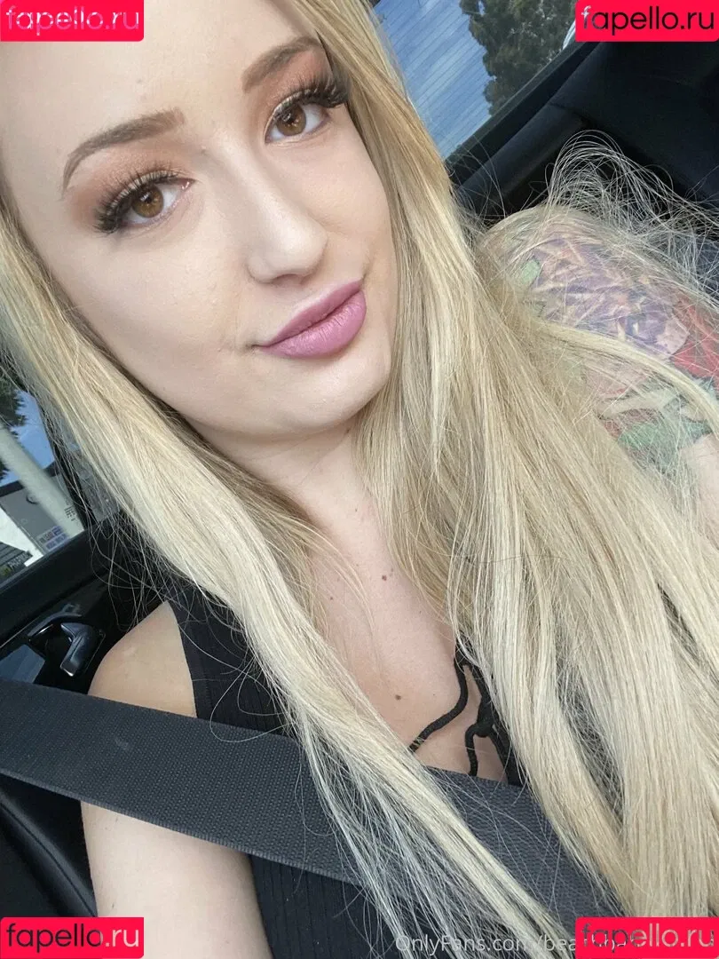 thatbeachbabekotton Onlyfans Photo Gallery 
