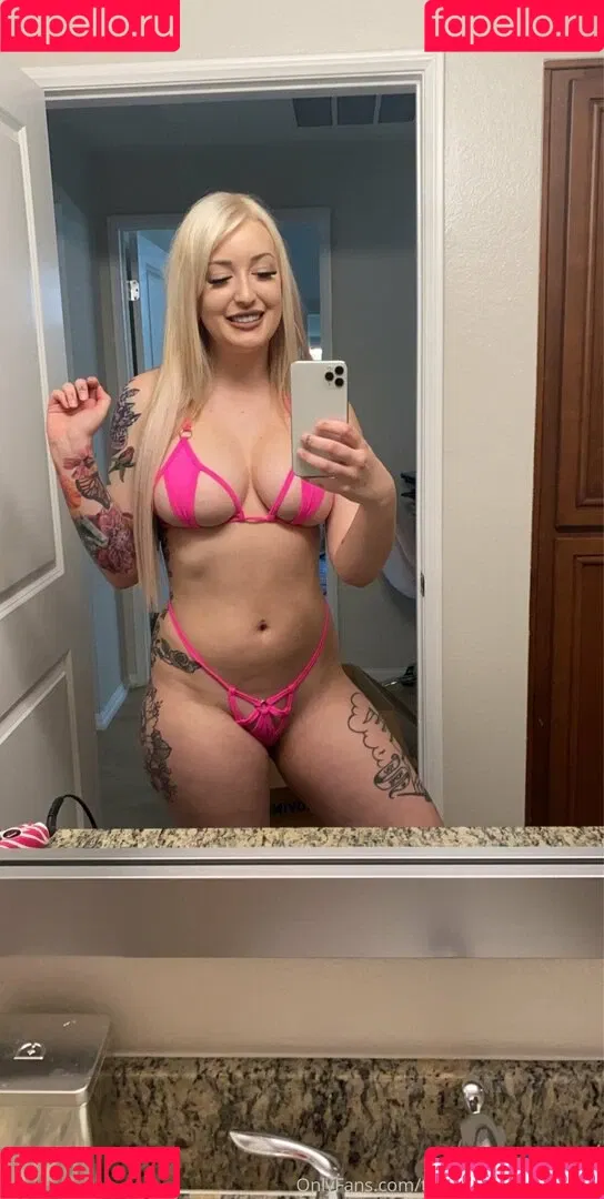 thatbeachbabekotton Onlyfans Photo Gallery 