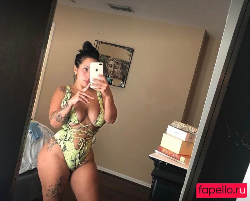 Saint Venus Nude Onlyfans Photo 4