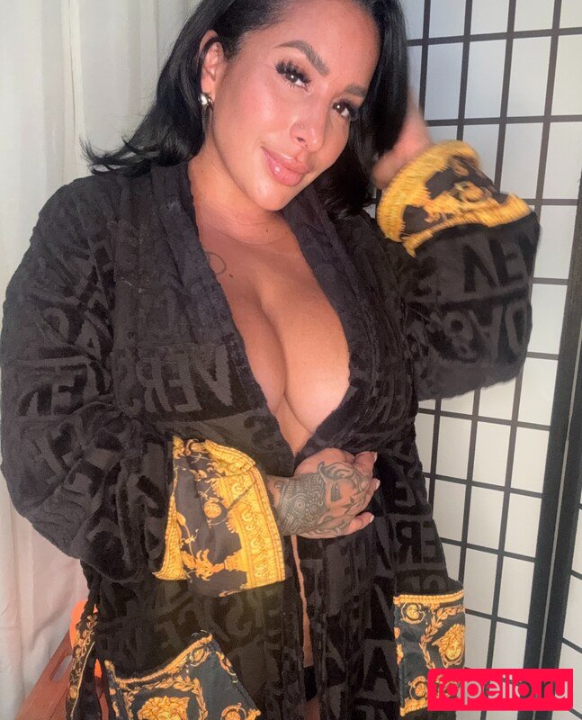 Saint Venus Nude Onlyfans Photo 3