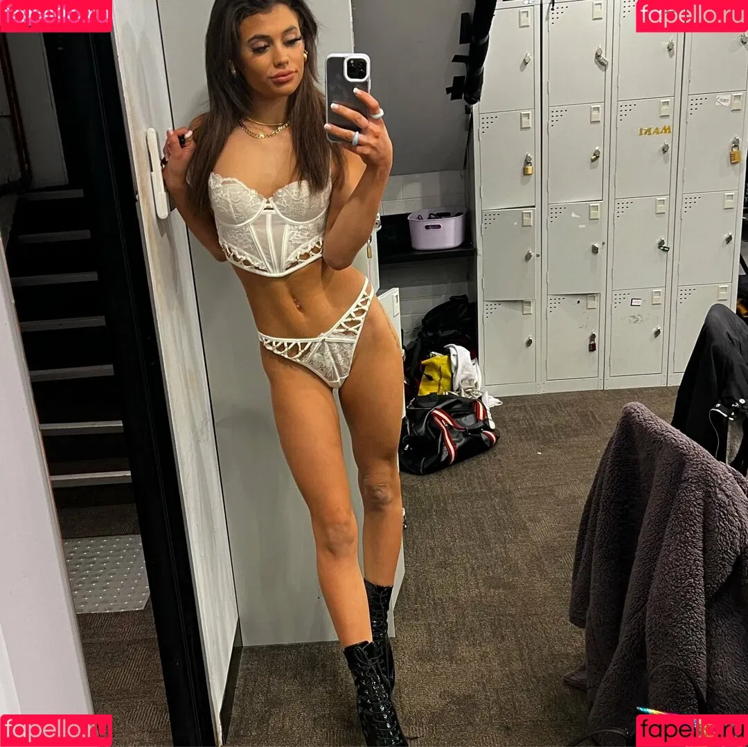 Lucia Colosimo Onlyfans Photo Gallery 