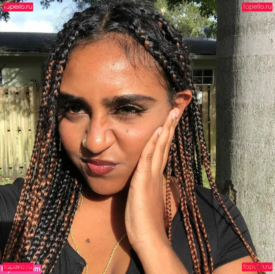 Nita Amari Onlyfans Photo Gallery 