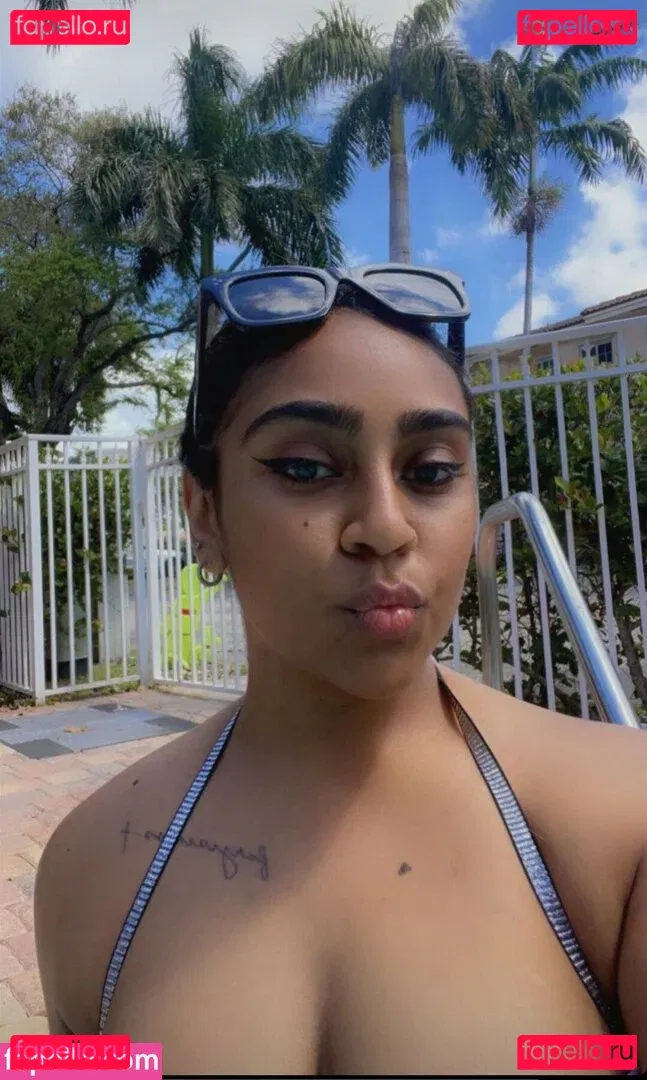 Nita Amari Onlyfans Photo Gallery 