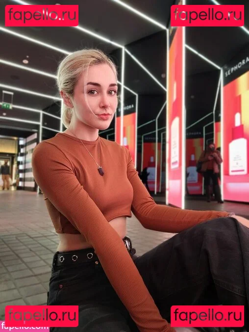 riiaasg Onlyfans Photo Gallery 