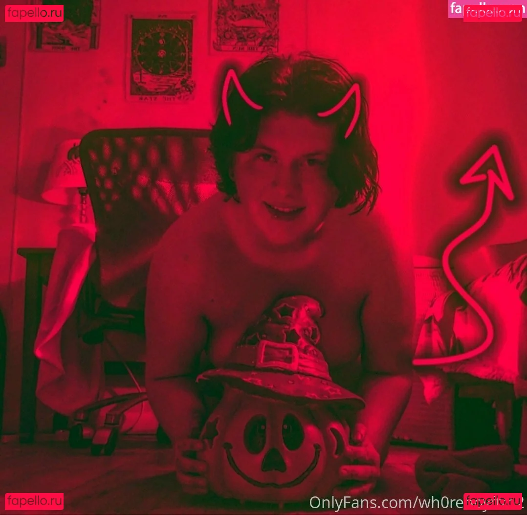 ftmincubus2 Onlyfans Photo Gallery 