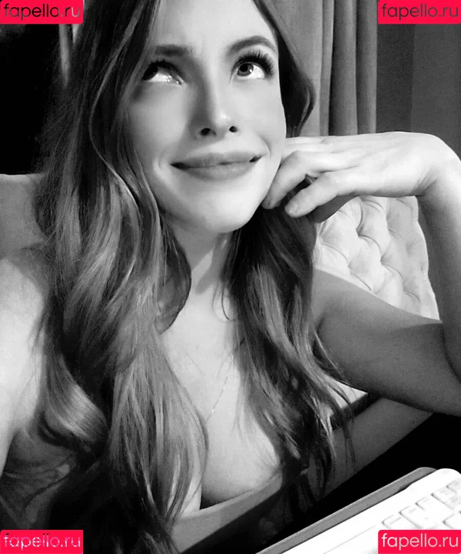 MsAmanda Onlyfans Photo Gallery 