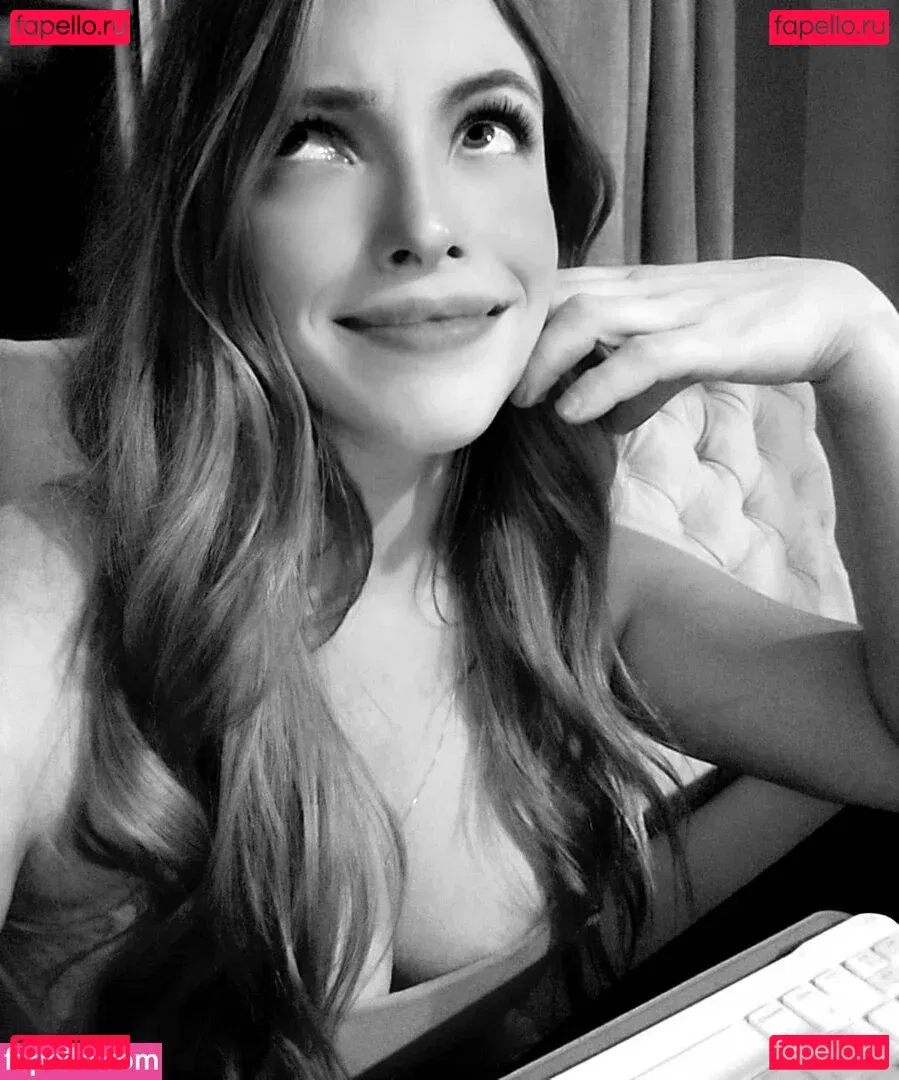 MsAmanda Onlyfans Photo Gallery 