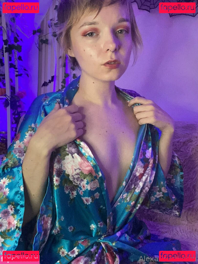 thealexacrush Onlyfans Photo Gallery 