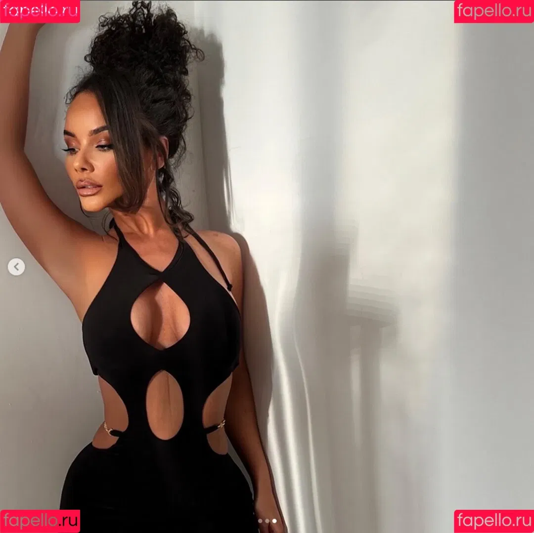 Chelsea Healey Onlyfans Photo Gallery 