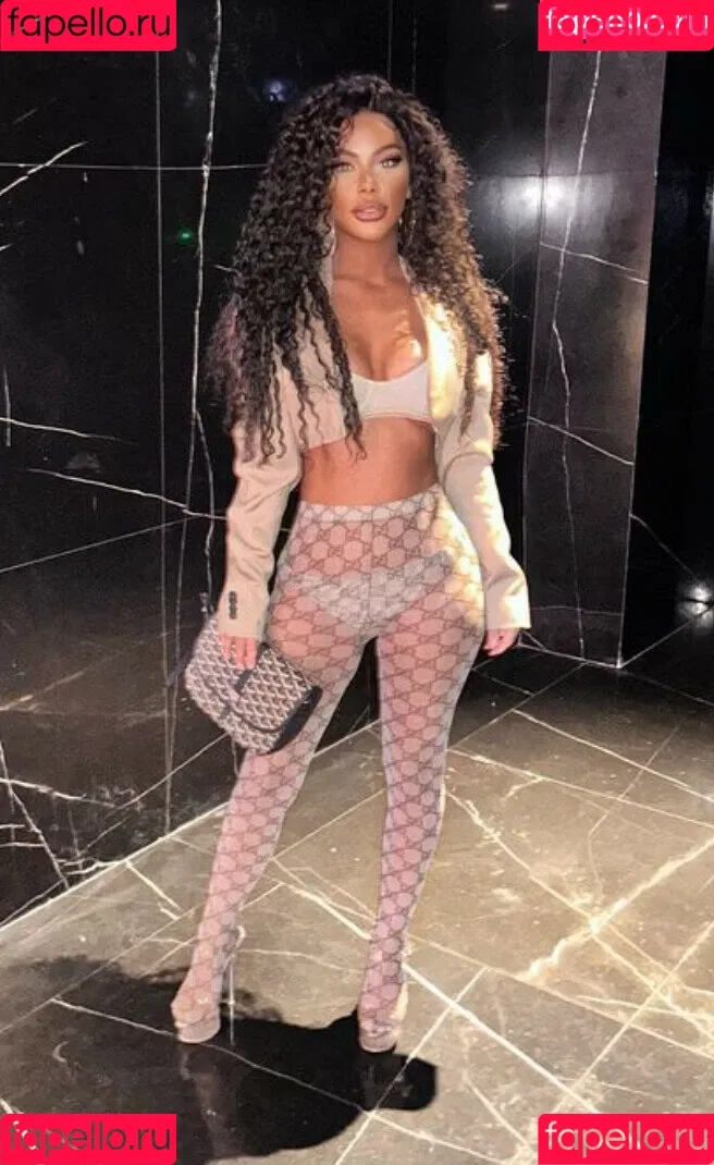 Chelsea Healey Onlyfans Photo Gallery 