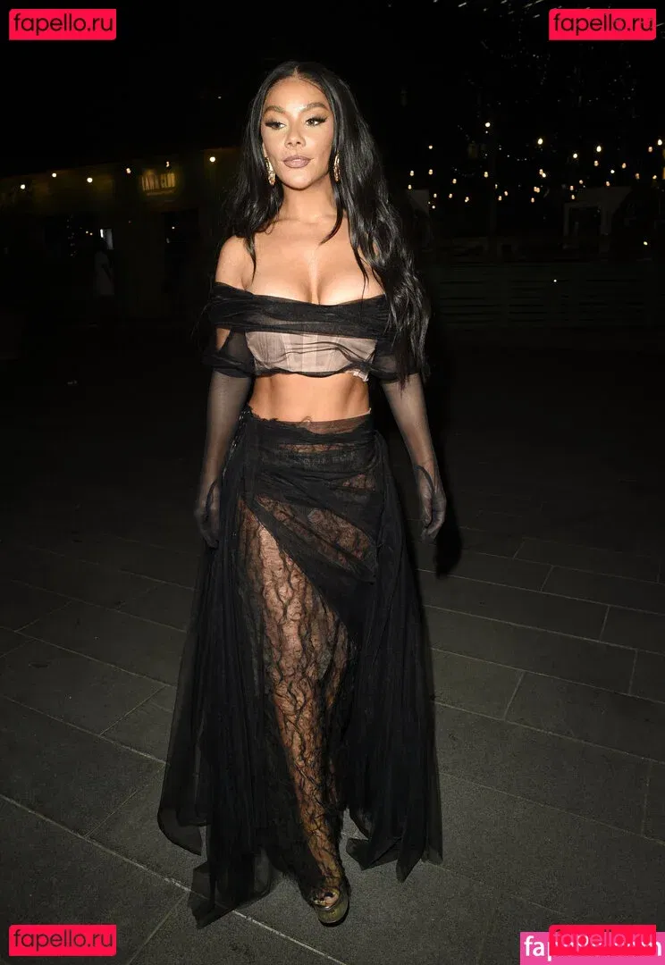 Chelsea Healey Onlyfans Photo Gallery 