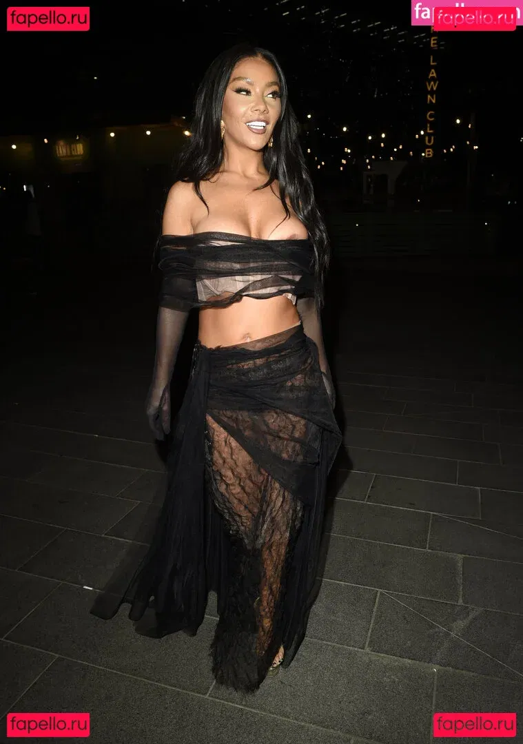 Chelsea Healey Onlyfans Photo Gallery 