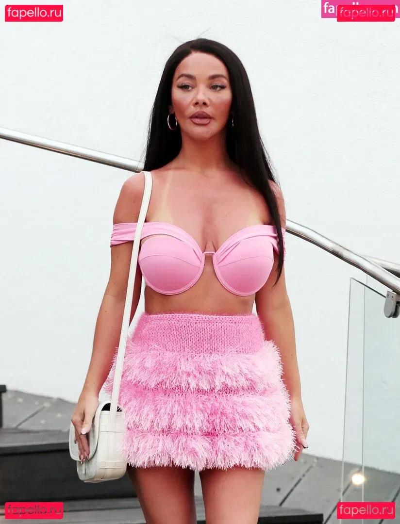 Chelsea Healey Onlyfans Photo Gallery 