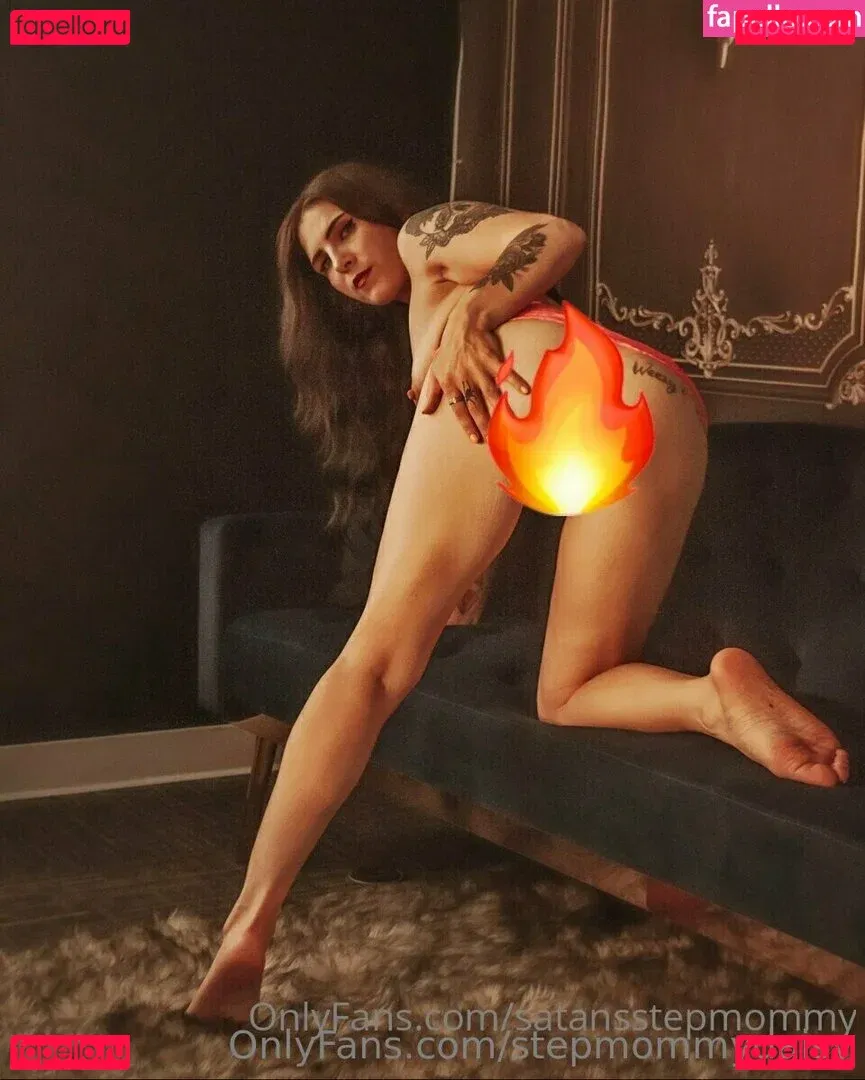 stepmommydaisy Onlyfans Photo Gallery 