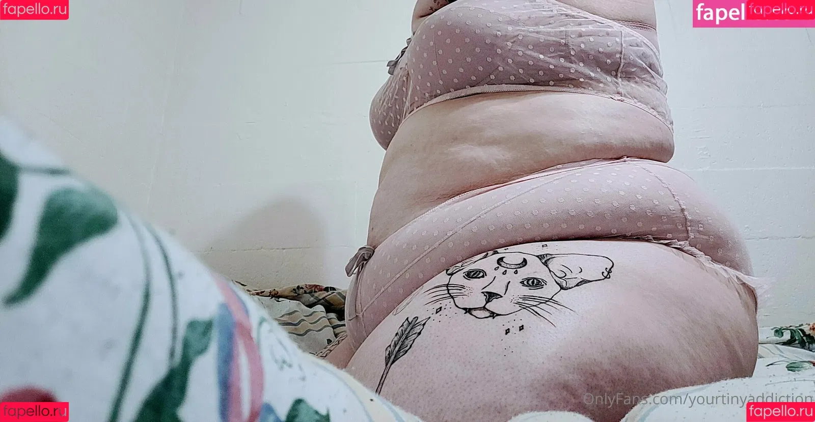 yourtinyaddiction Onlyfans Photo Gallery 