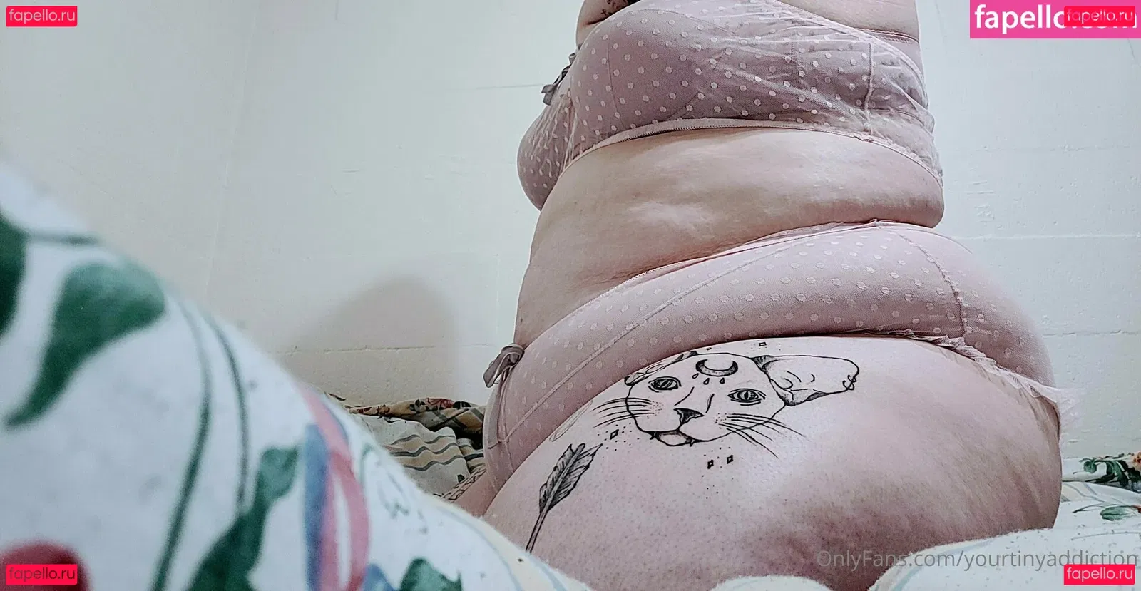 yourtinyaddiction Onlyfans Photo Gallery 