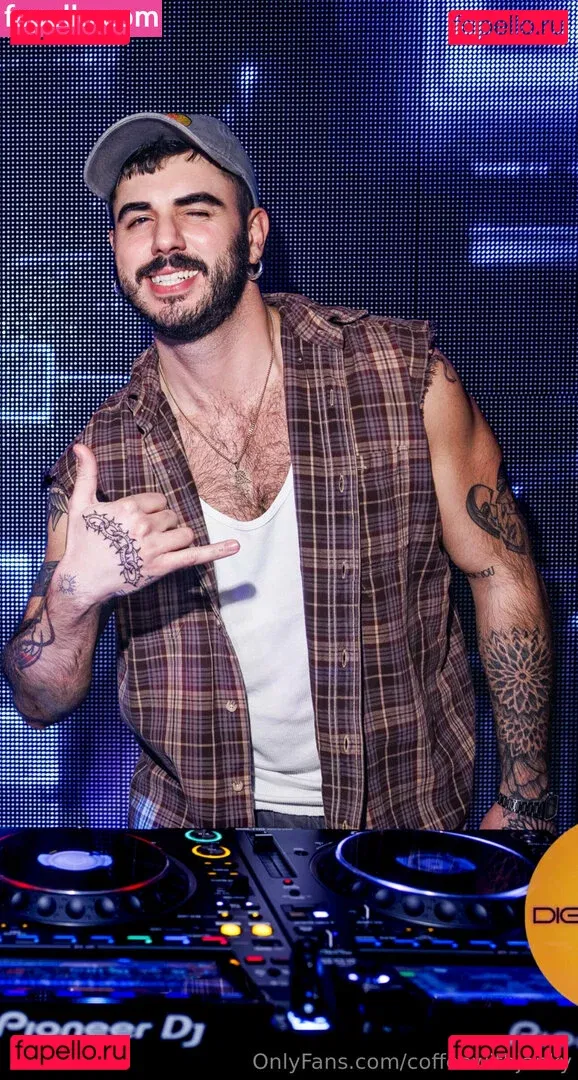 coffeewithjanky Onlyfans Photo Gallery 