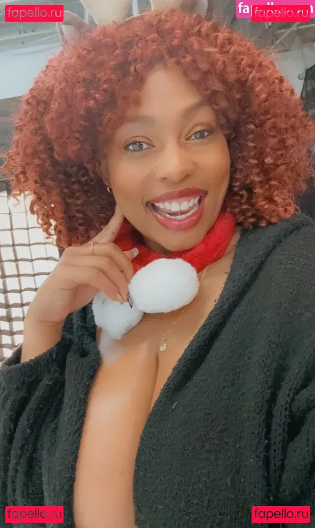 GoldenJans Onlyfans Photo Gallery 