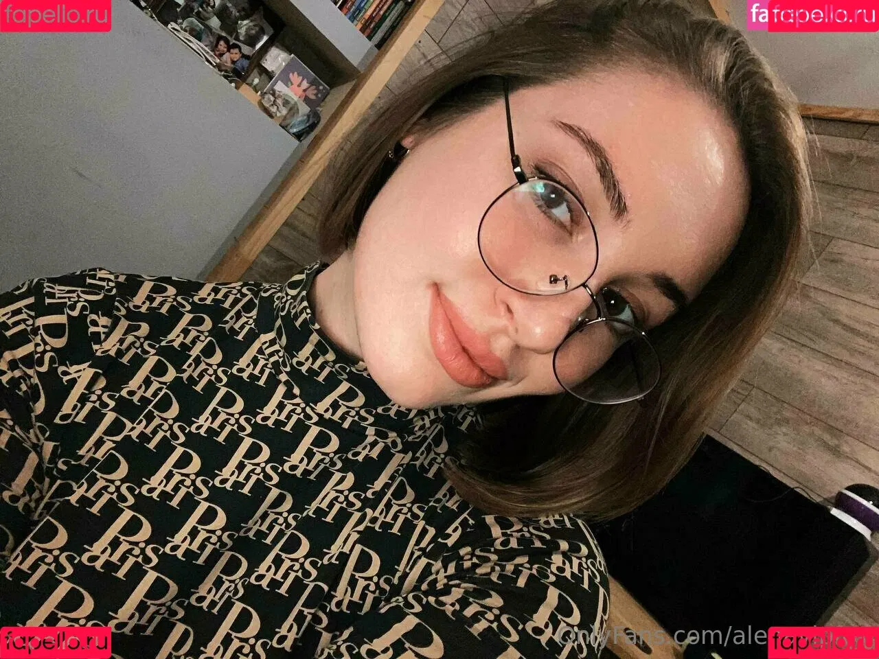 alenavipfox Onlyfans Photo Gallery 
