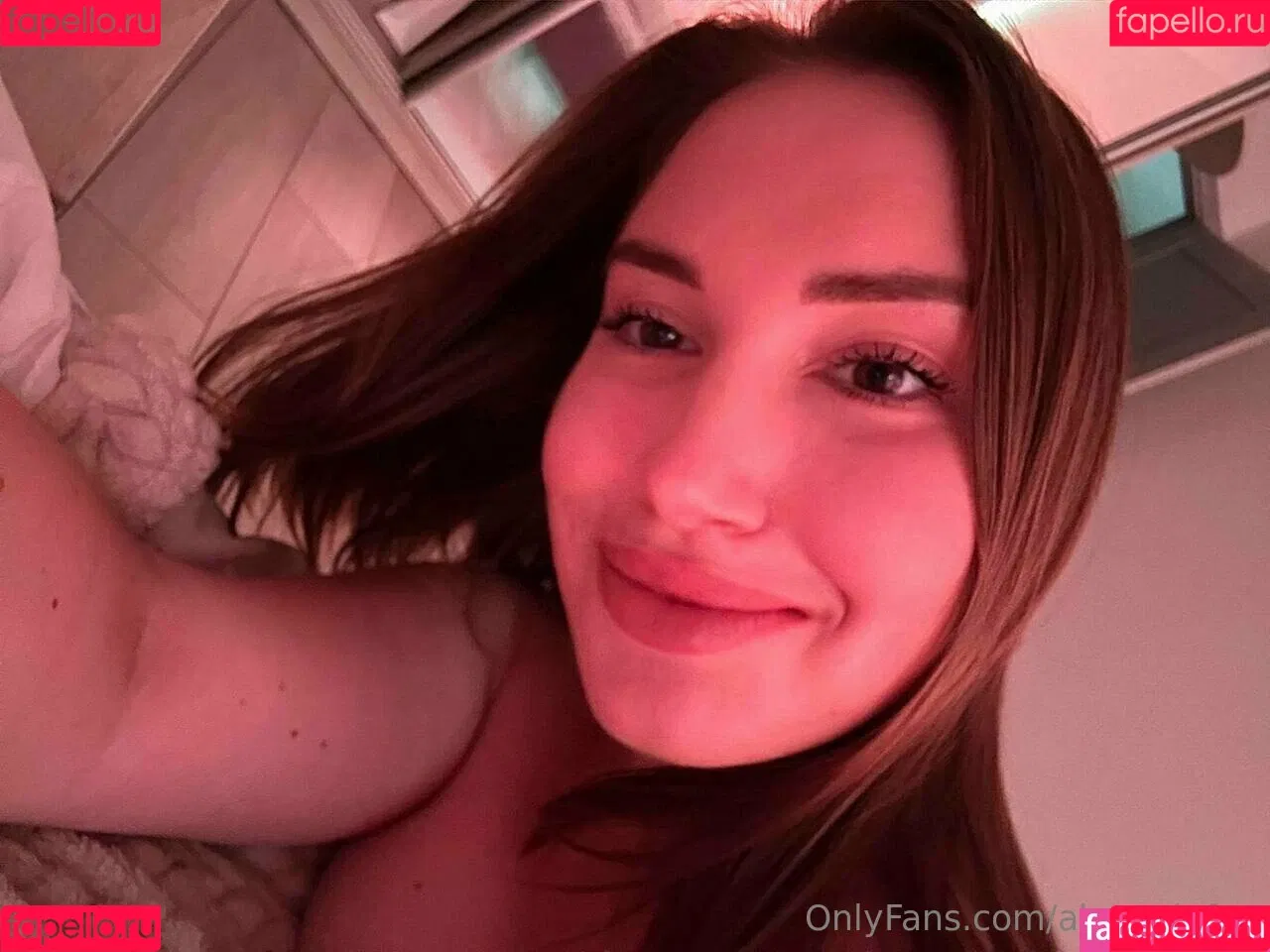 alenavipfox Onlyfans Photo Gallery 