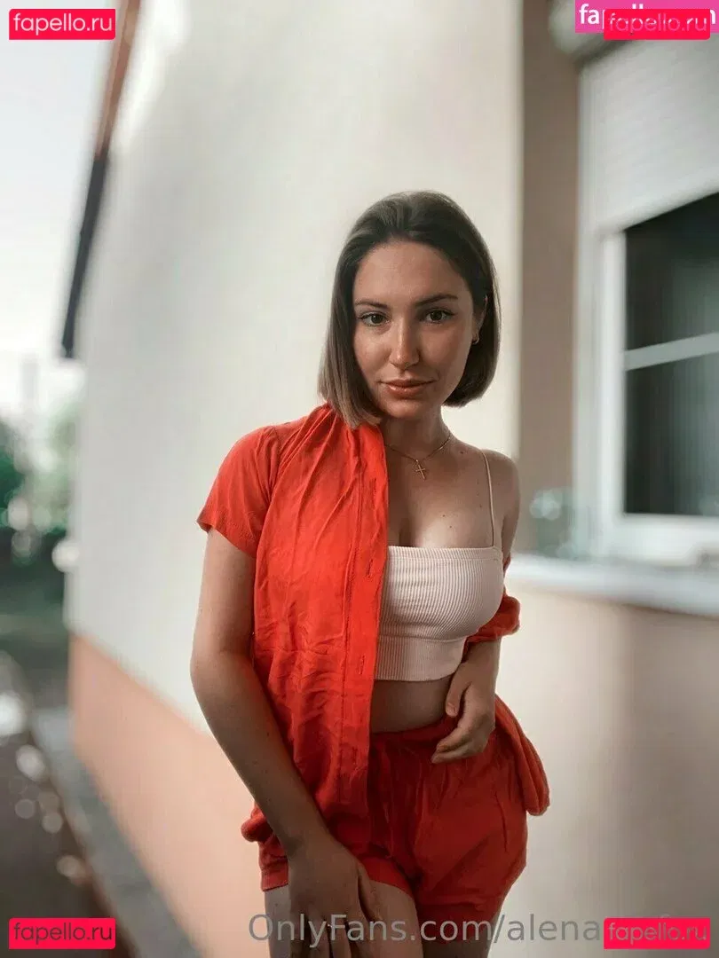 alenavipfox Onlyfans Photo Gallery 