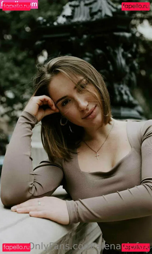 alenavipfox Onlyfans Photo Gallery 