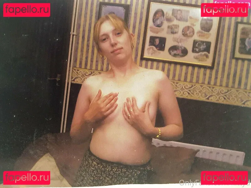 kate.vip Onlyfans Photo Gallery 