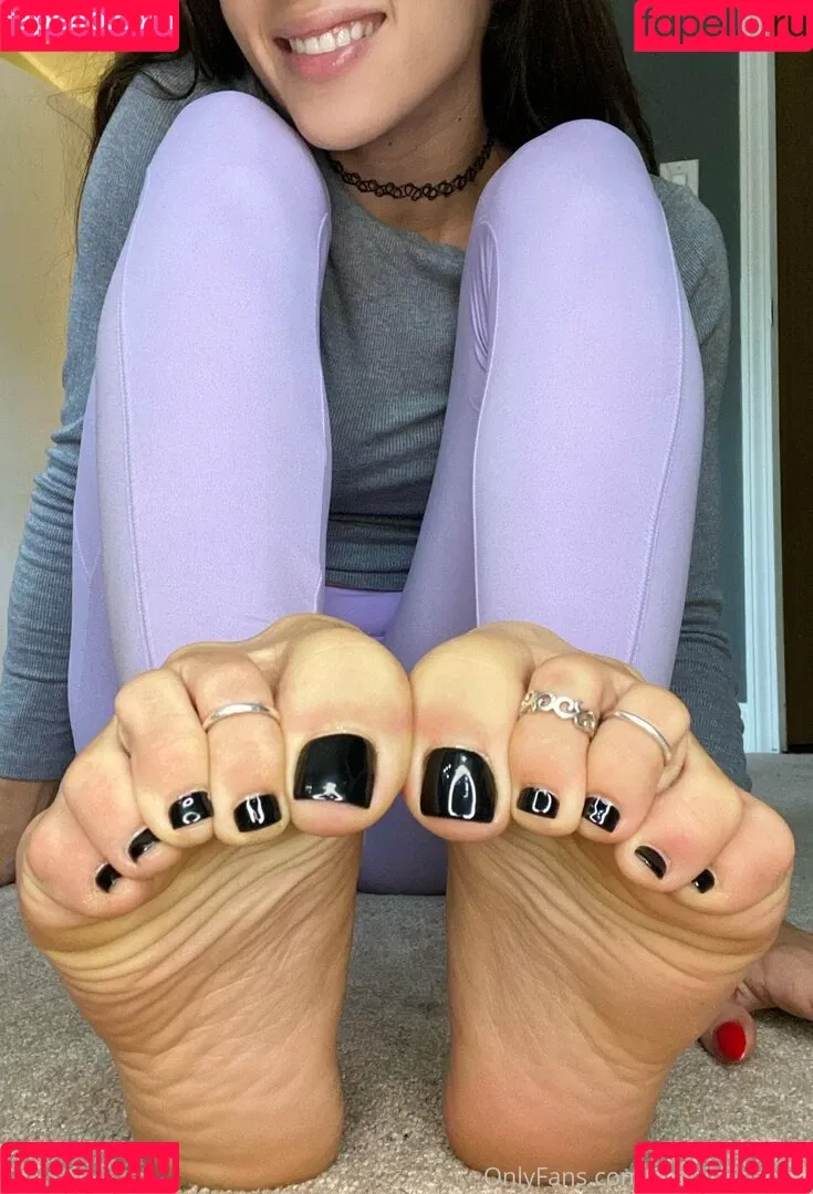 G_goldensoles Onlyfans Photo Gallery 
