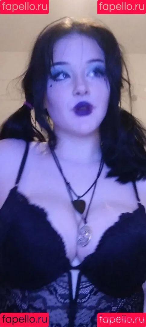urlilsuccubus Onlyfans Photo Gallery 