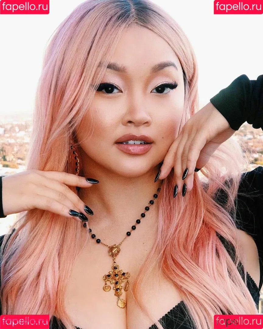Lana Condor Onlyfans Photo Gallery 