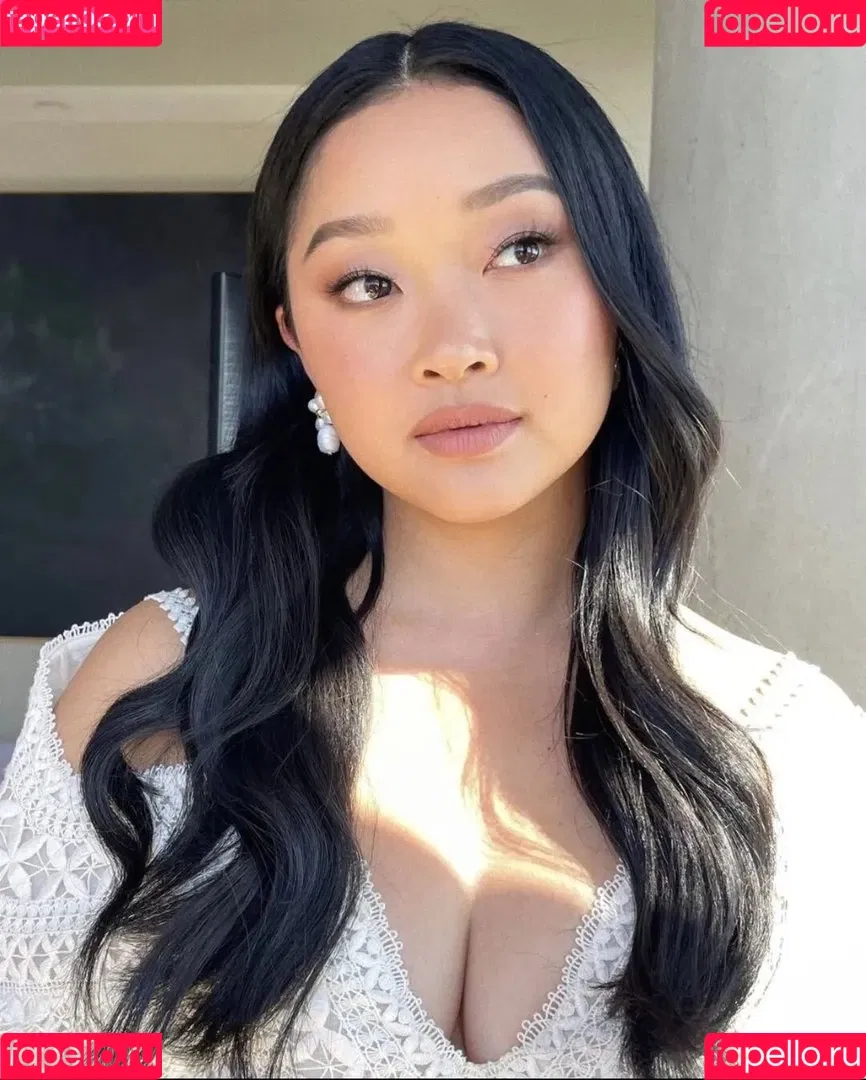 Lana Condor Onlyfans Photo Gallery 