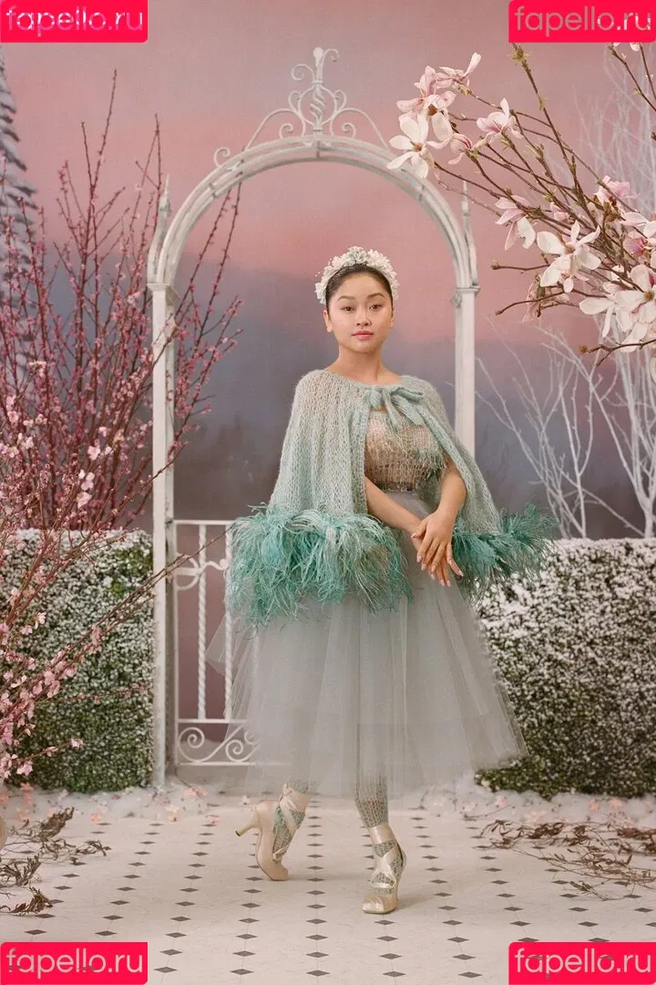 Lana Condor Onlyfans Photo Gallery 