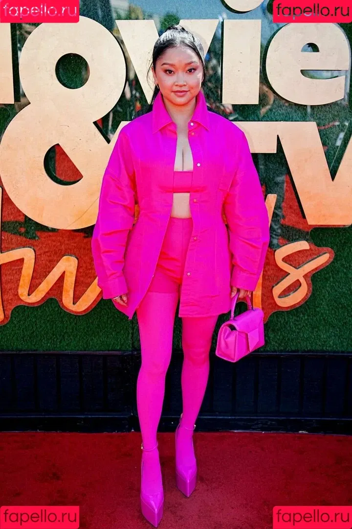 Lana Condor Onlyfans Photo Gallery 