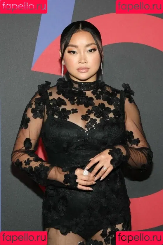 Lana Condor Onlyfans Photo Gallery 