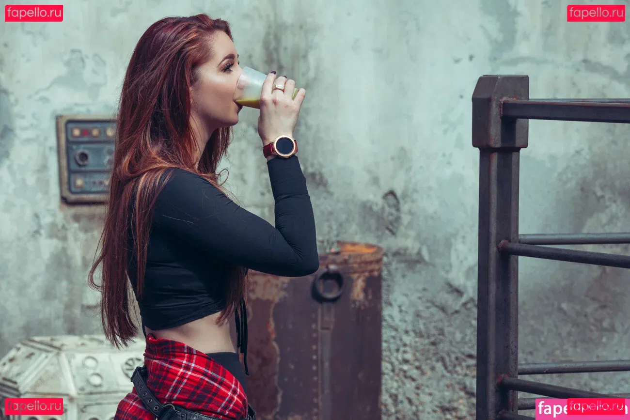 danikaa Onlyfans Photo Gallery 