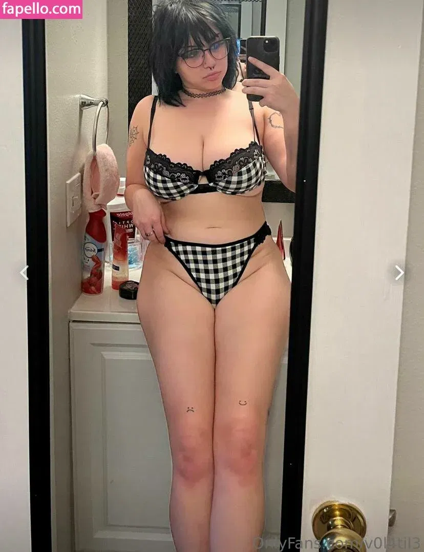 v0l4til3 Onlyfans Photo Gallery 