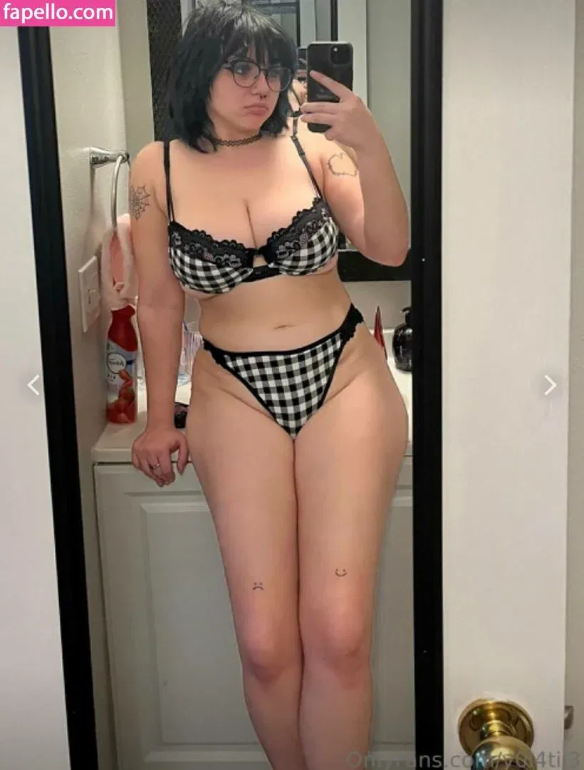 v0l4til3 Onlyfans Photo Gallery 