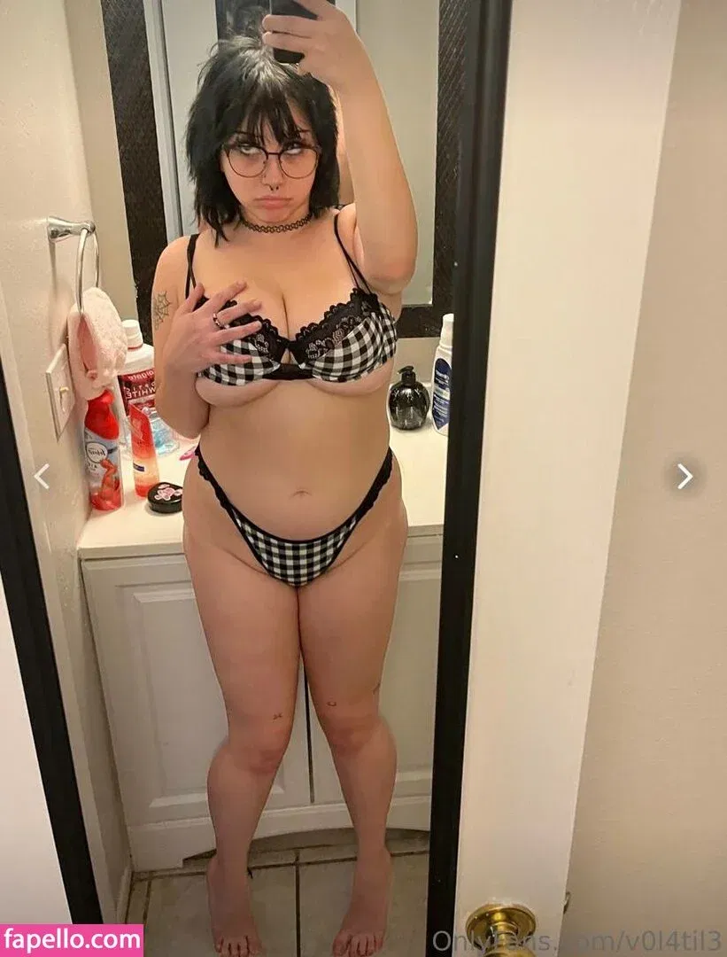 v0l4til3 Onlyfans Photo Gallery 